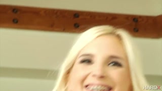 Piper Perri's Teen Years Super Cute Vol 3 보기 - YOUPORN.ZONE에서 최고의 포르노