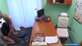 Urmăriți Doctor's Medical Blowjob for Loveballs in Pussy - cel mai bun porn pe YOUPORN.ZONE