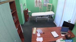 Tonton Hot Patient Gets Fucked by Doctor in Missionary - pornografi terbaik di YOUPORN.ZONE