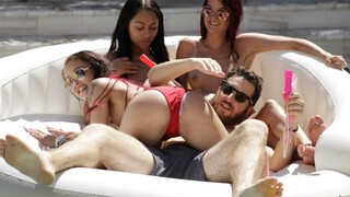 ดู Spring Break Beach House: Amateur Threesome - หนังโป๊ที่ดีที่สุดบน YOUPORN.ZONE