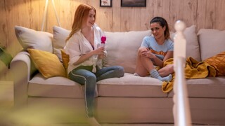 ดู Valentina and Kaira's Steamy Homecoming - หนังโป๊ที่ดีที่สุดบน YOUPORN.ZONE