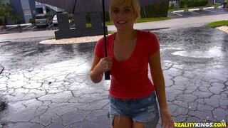 Blowjob and Cumshot in the Sun - free sex video YOUPORN.ZONE