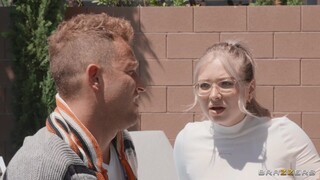 GF Gets Fucked by Roommates with Big Cocks - 무료 섹스 비디오 YOUPORN.ZONE