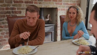 Schau Tattooed Teen Gets Spanked Hard - die beste Porno auf YOUPORN.ZONE