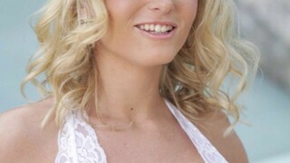 Blonde Laura Crystal Anal Toy Play in Nature - free sex video YOUPORN.ZONE