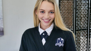 Oglądaj Schoolgirls Gone Wild: Lily and Bobby's Antics - najlepsze porno na YOUPORN.ZONE