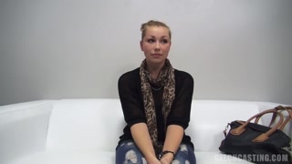 Guarda Czech Blonde Alzbeta in European Casting Adventure - il miglior porno su YOUPORN.ZONE