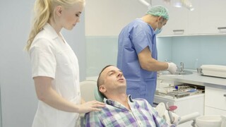 Bekijk Small Tits, Big Oral - de beste porno op YOUPORN.ZONE