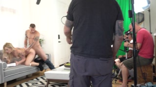 Tonton Double Penetration with Tattooed Blonde - BTS Clip - pornografi terbaik di YOUPORN.ZONE