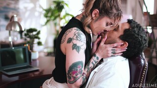 Guarda Doctor Fucks Patient Hard - Squirt & Creampie Explosion - il miglior porno su YOUPORN.ZONE
