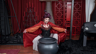 Watch Emmy Demure’s Spells Turn into Hot Hocus Pocus Sex - the best porn on YOUPORN.ZONE