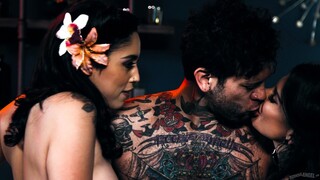 Guarda Evil Tiki Babes 2: Lesbian Blowjob & Face Sitting Fun - il miglior porno su YOUPORN.ZONE