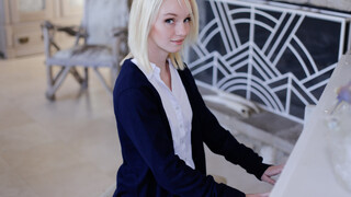 Schau Teen gets creampied after piano practice - die beste Porno auf YOUPORN.ZONE