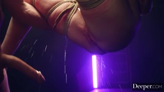 Oliver Flynn Dominates Blonde Ashley Lane in Deep Throat Fuck を見る - YOUPORN.ZONE で最高のポルノ