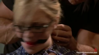 BDSM Threesome - Spanking, Fingering & Hardcore Anal with Amy & Cassandra - video sesso gratis YOUPORN.ZONE