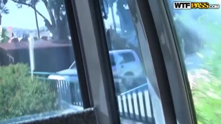 Oglądaj Pierced brunette Leila blows boyfriend in cable car – Real amateur - najlepsze porno na YOUPORN.ZONE