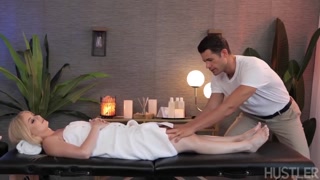 Assista Deep Oil Massage Session with Aria Banks Turns Wild - o melhor pornô no YOUPORN.ZONE