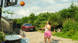 Sledujte British BBW Zozo Nicoco Fucked Hard After Basketball Spying Session - nejlepší porno na YOUPORN.ZONE