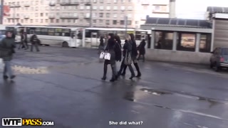 Oglądaj Blonde slut enjoys rough cafe sex with two men - najlepsze porno na YOUPORN.ZONE