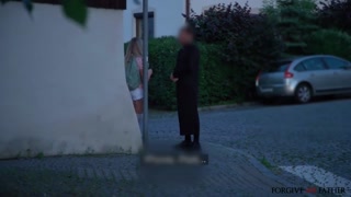 Guarda Blonde In Stockings Gets Deepthroat Redemption - il miglior porno su YOUPORN.ZONE