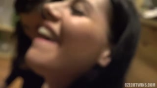 Guarda Czech Sisters Suck And Fuck - il miglior porno su YOUPORN.ZONE
