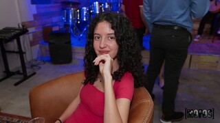 Mira Onyx Wants Attention – Gets Blowjob and Cumshot - el mejor porno en YOUPORN.ZONE