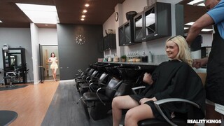 Guarda Salon Sex with American Man - il miglior porno su YOUPORN.ZONE