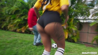 ดู Outdoor pile driver from behind on bubbly butt in socks - หนังโป๊ที่ดีที่สุดบน YOUPORN.ZONE