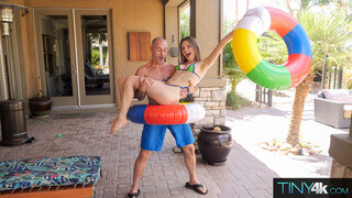 Brock and Rose's Splash - gratis sexvideo YOUPORN.ZONE