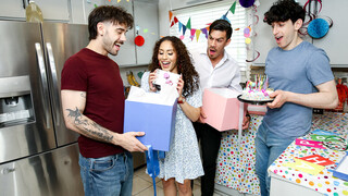 Nick's Birthday Anal Bash with Nade - Sex Video kostenlos YOUPORN.ZONE