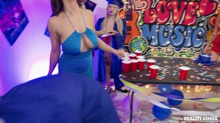 Oglądaj Big Tits and Cock at Graduation Gone Wild - najlepsze porno na YOUPORN.ZONE