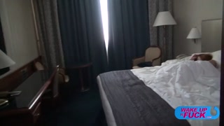 Oglądaj  Sweet Linda's Small Breast Blowjob  - najlepsze porno na YOUPORN.ZONE
