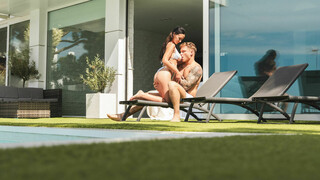 Liam and Mina's Outdoor Adventure - Sex Video kostenlos YOUPORN.ZONE