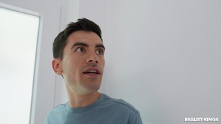 Hot Brunette Cheats with Big Cock - Voyeur Bathroom Sex - sex video zdarma YOUPORN.ZONE