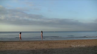 Regardez Louise Louellen - Skinny Brunette Gets Pounded on the Shore - le meilleur porno sur YOUPORN.ZONE