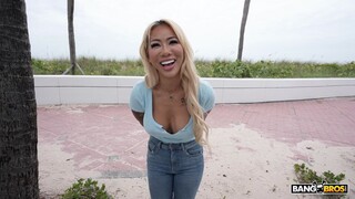 Victoria Liu Rides Big Dick in Car - free sex video YOUPORN.ZONE