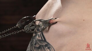 Sledujte Lydia Black Suffers at The Pope's Hands in BDSM - nejlepší porno na YOUPORN.ZONE