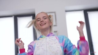 Young Blonde Loli Pop's First Double Penetration 보기 - YOUPORN.ZONE에서 최고의 포르노