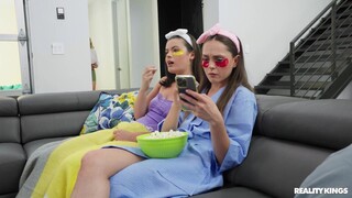 Face Sitting Stepmom's Revenge - video sesso gratis YOUPORN.ZONE