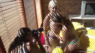 Xem Behind the Scenes: Lana & Magda and Balloons - phim khiêu dâm hay nhất trên YOUPORN.ZONE
